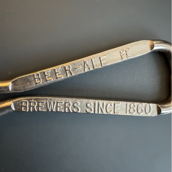 Vintage Schmidt’s of Philadelphia Beer Ale Silver Tone Metal Bottle Opener - Picture 3 of 5